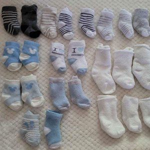 Mixed lot of Baby Socks - 28 pairs